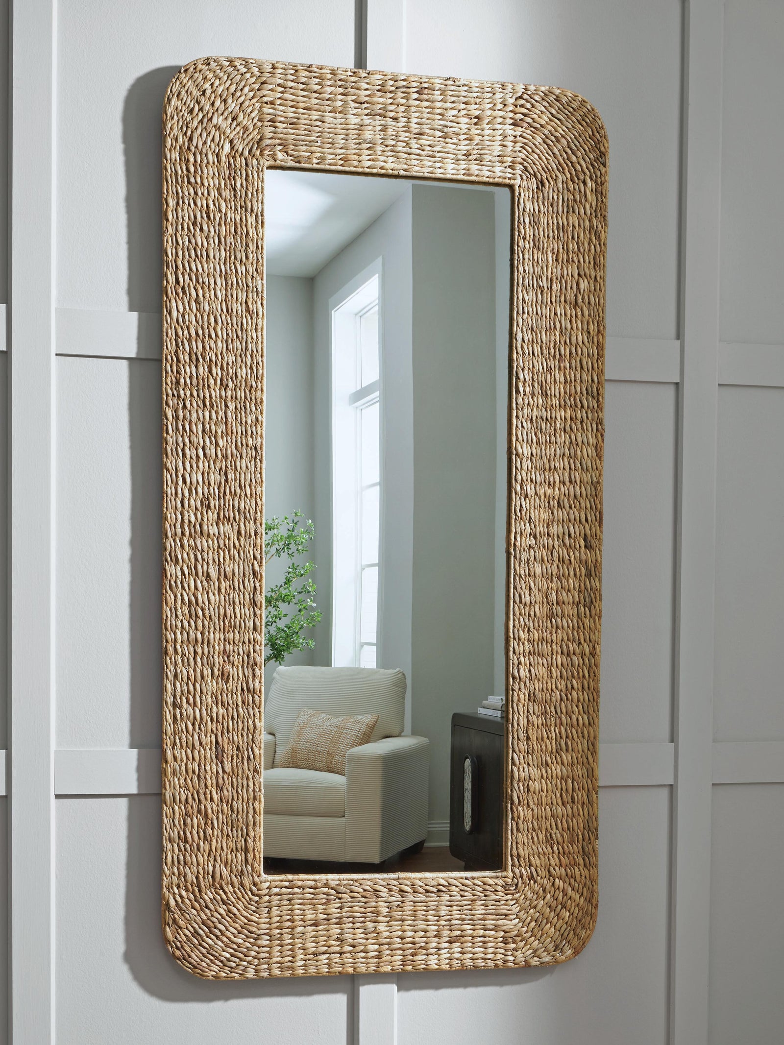 Norigan Floor Mirror - Light Brown (2)