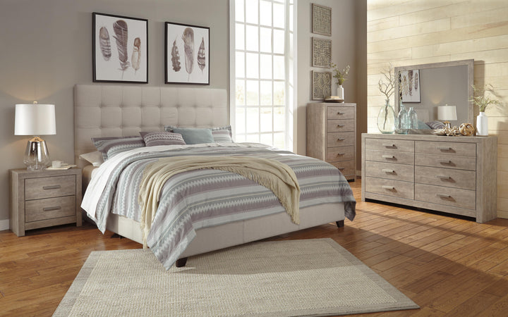 Dolante Queen Upholstered Bed - Beige (10)