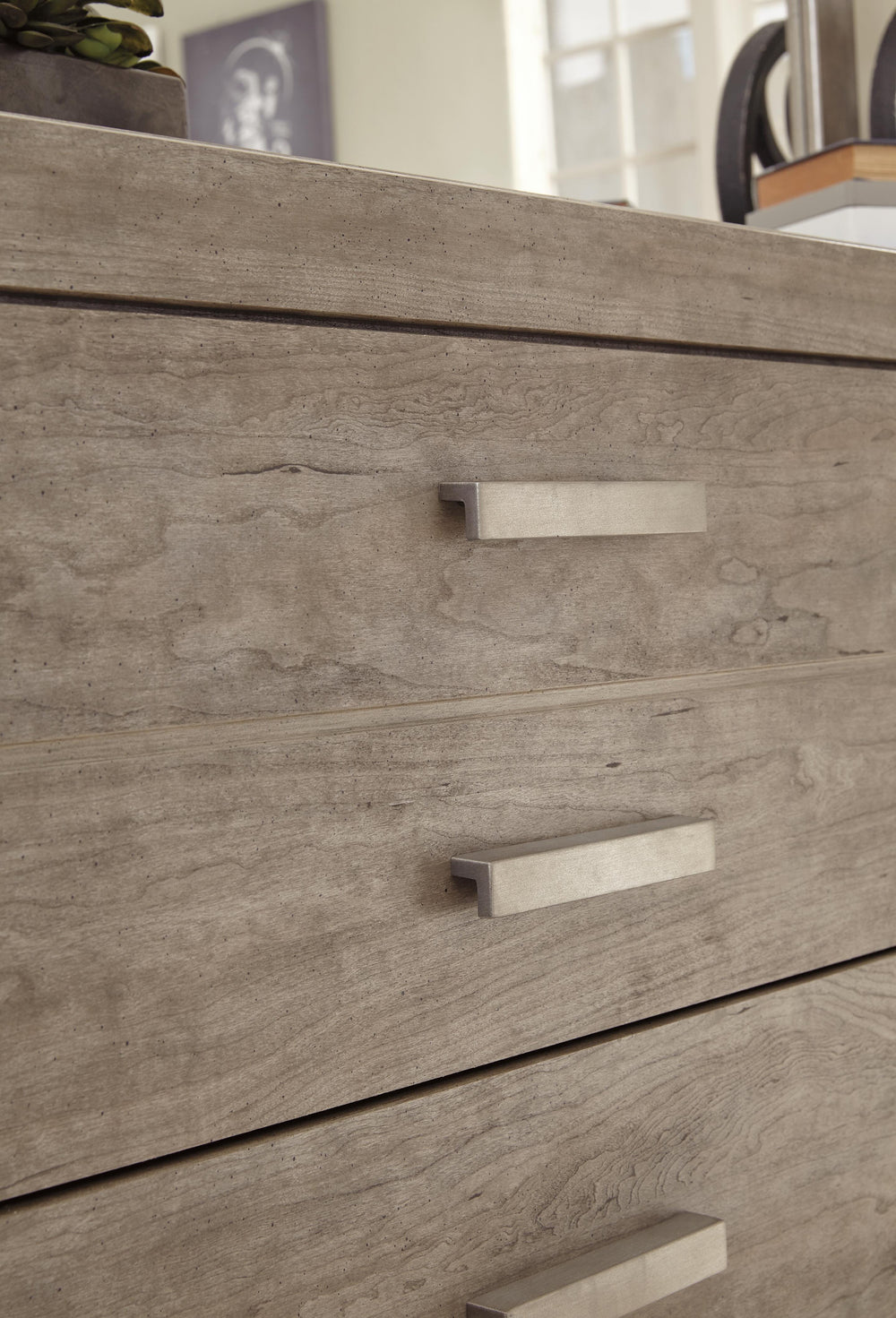 Culverbach Full Panel Bed, Dresser and Nightstand - Gray (18)