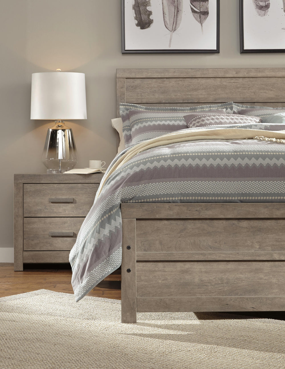 Culverbach King Panel Bed - Gray (4)