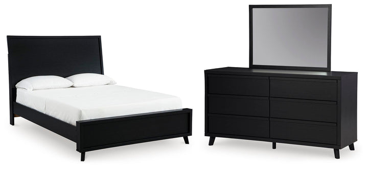Danziar Queen Panel Platform Bed, Dresser and Mirror (1)