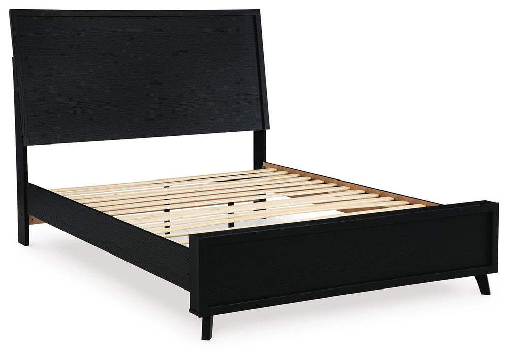 Danziar Queen Panel Platform Bed and 2 Nightstands (4)