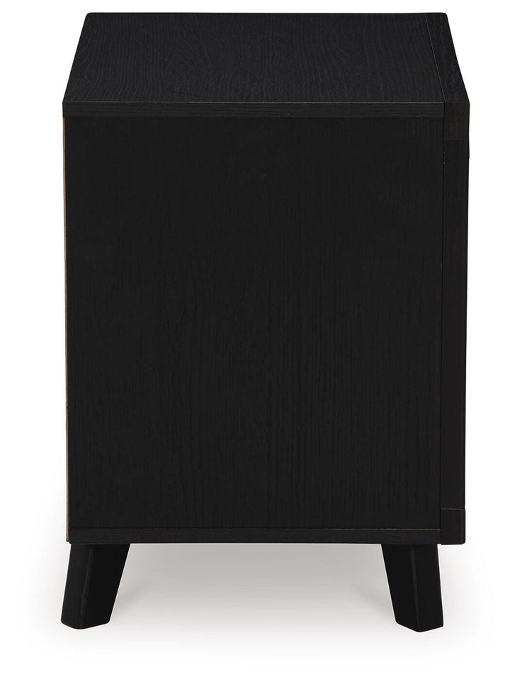 Danziar King Panel Bed, Dresser and Nightstand - Black (14)