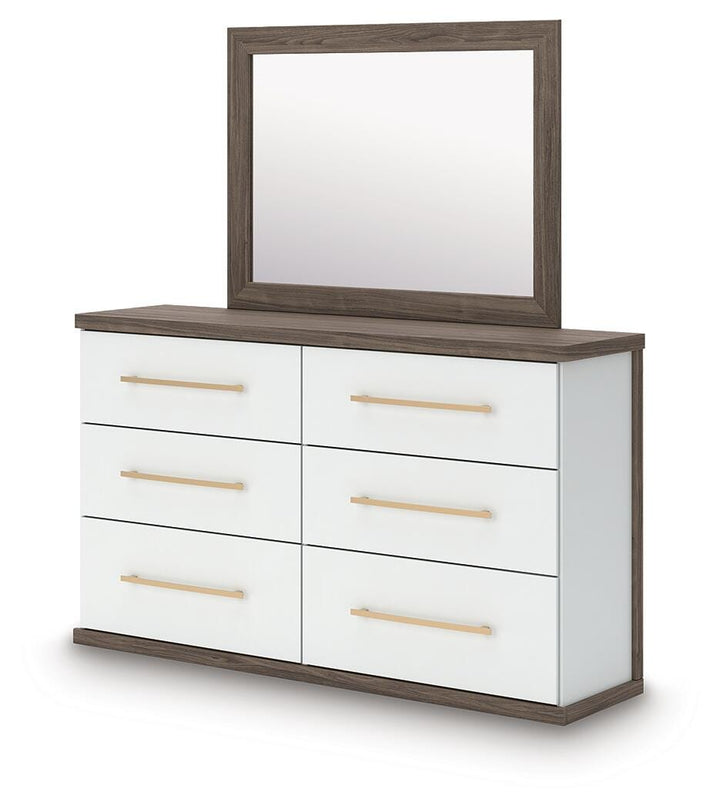 Kendanport Dresser and Mirror - White (5)