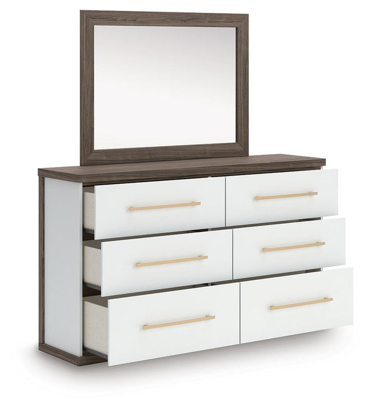 Kendanport Dresser and Mirror - White (3)