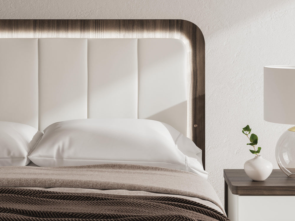 Kendanport Queen Upholstered Bed - White/Brown (11)