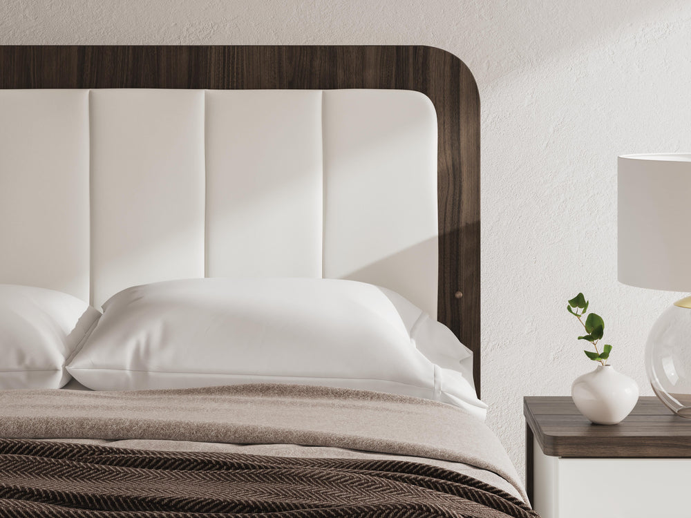 Kendanport Queen Upholstered Bed, Dresser and Nightstand - White/Brown (27)