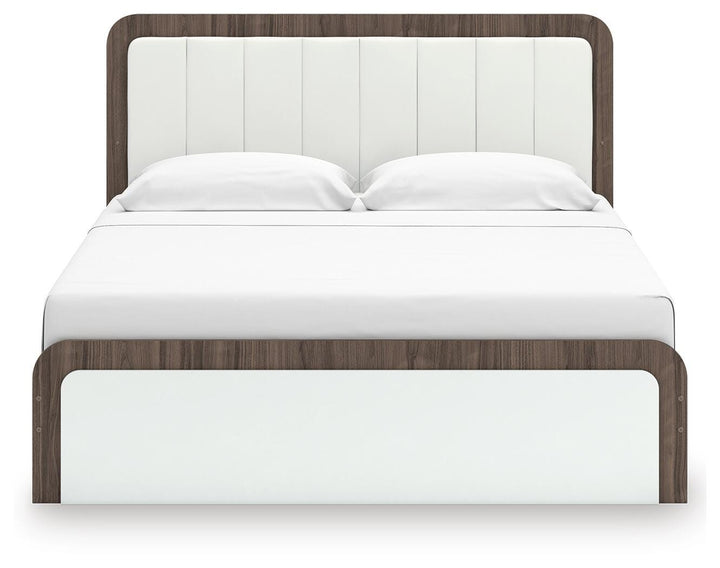 Kendanport King Upholstered Bed - White/Brown (5)