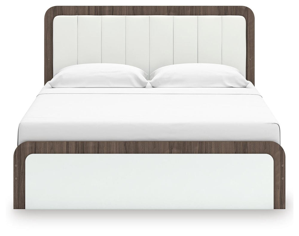Kendanport King Upholstered Bed - White/Brown (5)