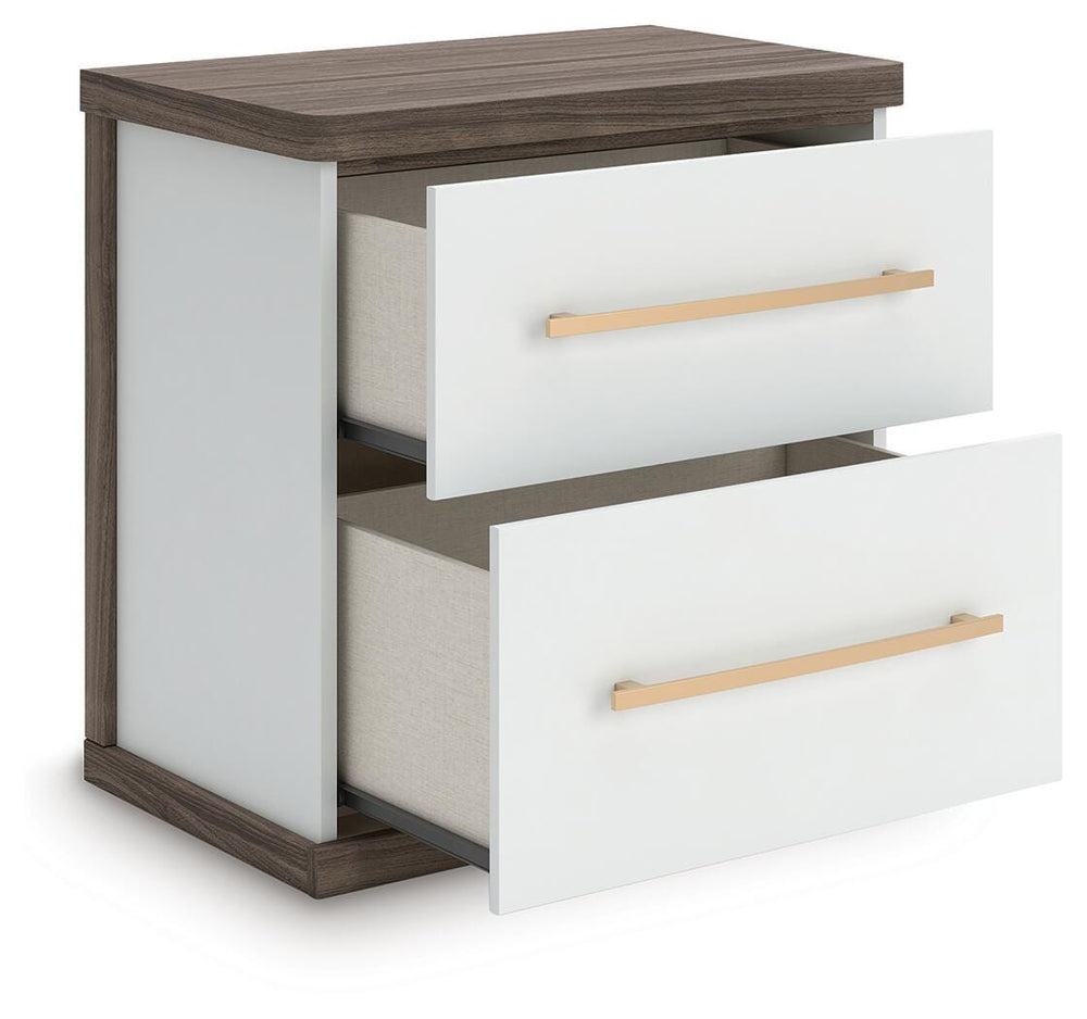 Kendanport Queen Upholstered Bed, Dresser, Mirror and Nightstand - White/Brown (19)