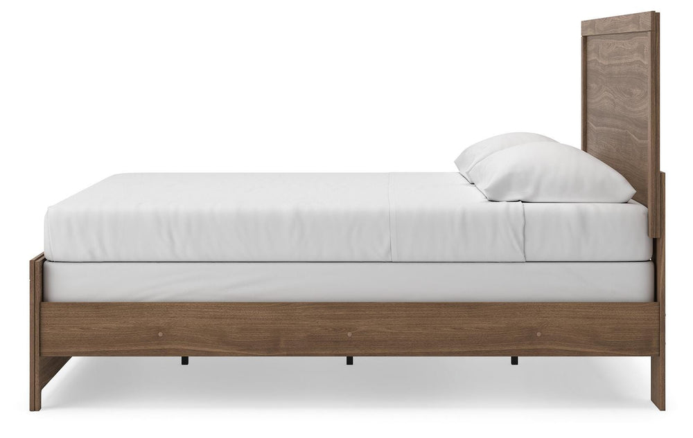 Broachmyn King Panel Bed - Auburn (6)