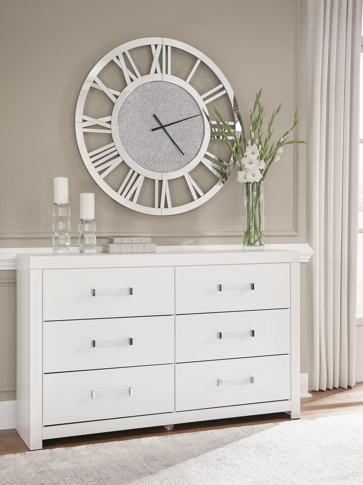 Maeling Dresser and Nightstand
