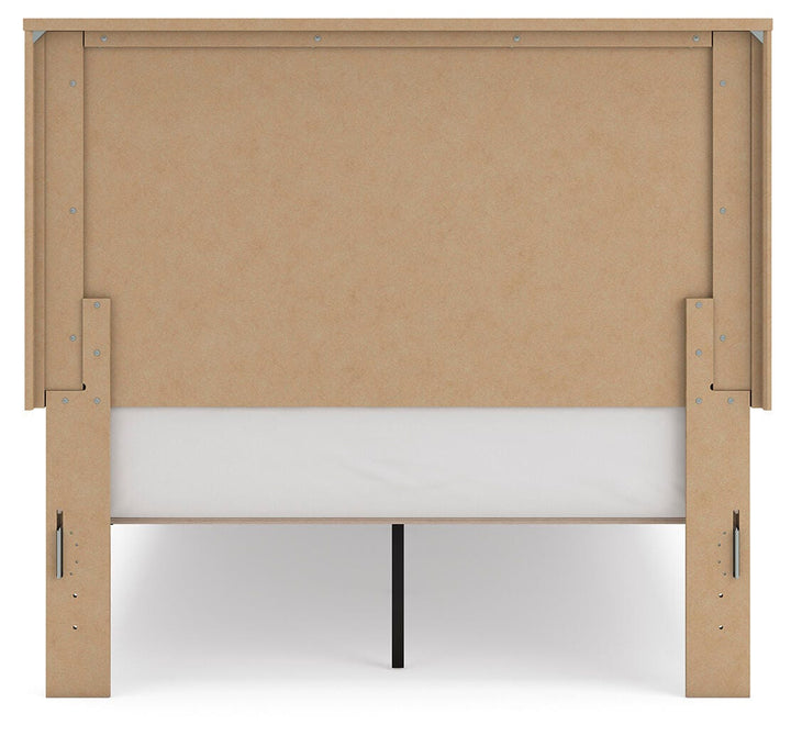 Gramburg Full Panel Platform Bed - Warm Natural Brown (6)