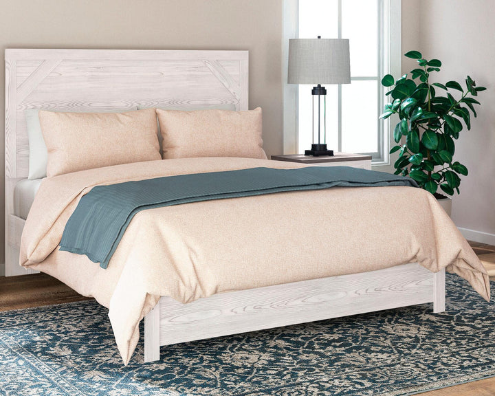 Gerridan Queen Panel Bed, Dresser and 2 Nightstands (24)