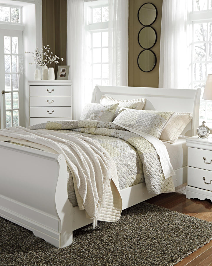 Anarasia Queen Sleigh Bed with Chest of Drawers and Nightstand - White (1)