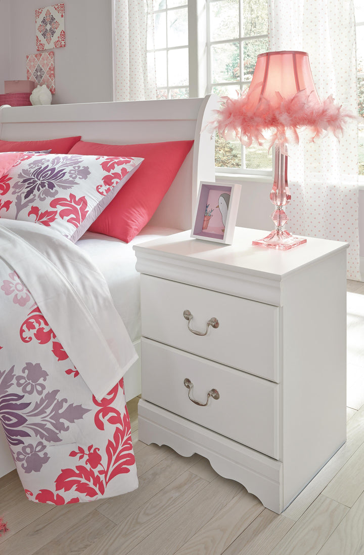 Anarasia Nightstand - White (3)