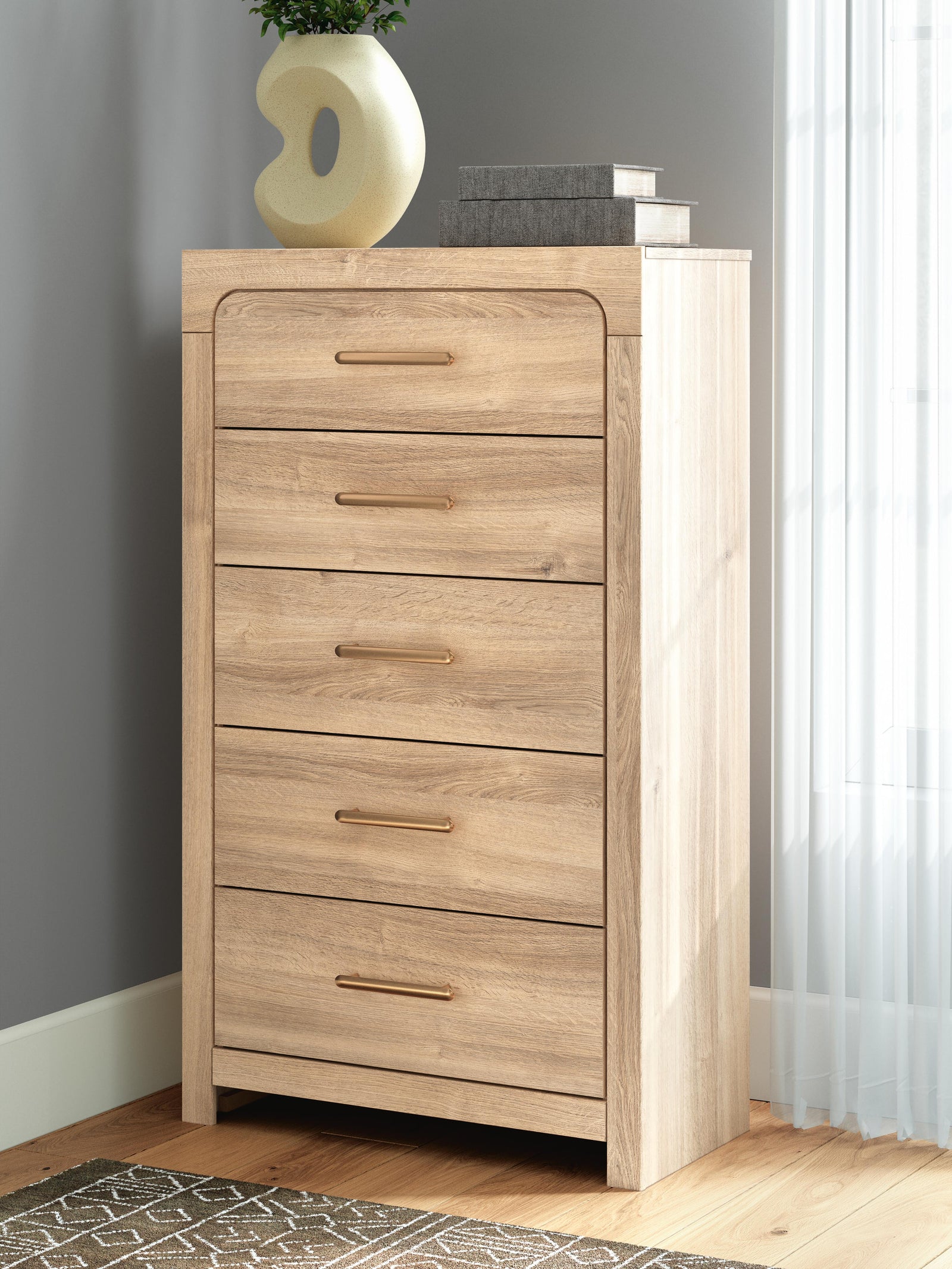 Kinlanni Chest of Drawers - Light Brown (2)