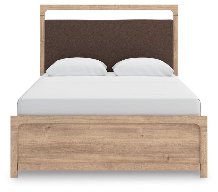Kinlanni Queen Upholstered Panel Bed - Light Brown (4)
