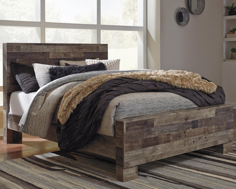 Derekson Queen Bed with Mirrored Dresser and Nightstand - Multi Gray (9)
