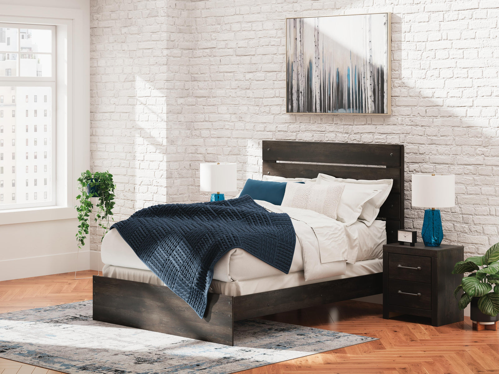Hollivern Queen Panel Bed - Dark Gray (2)