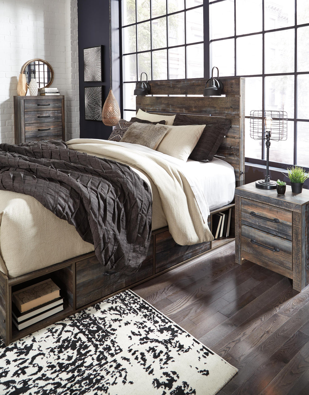 Drystan Queen Panel Bed with 4 Storage Drawers - Multi (5)