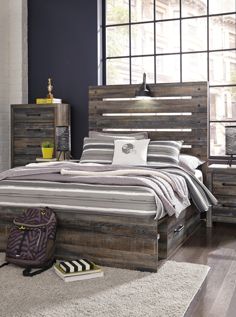 Drystan Full Panel Bed with 4 Storage Drawers - Multi (5)