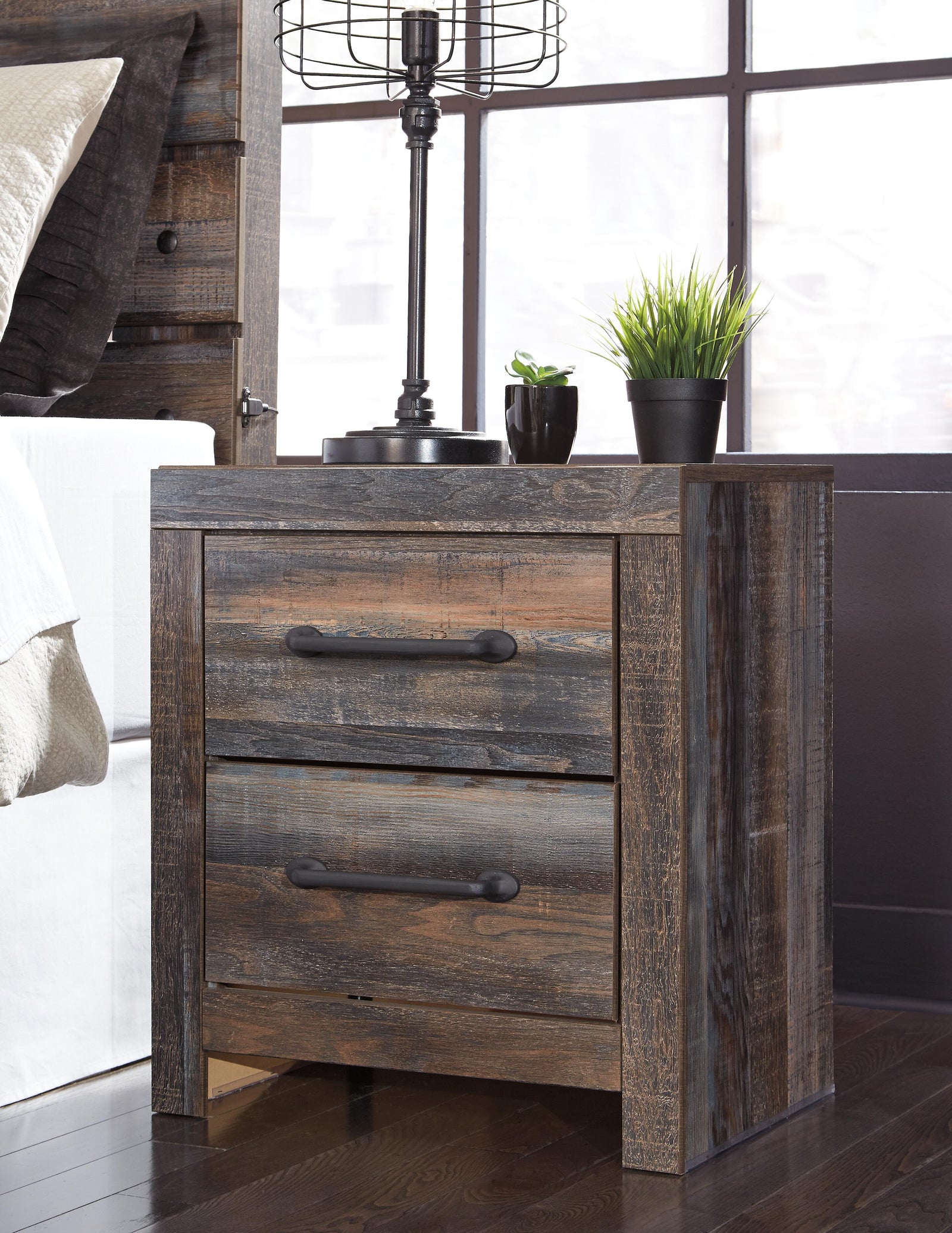 Drystan Nightstand - Beige (1)