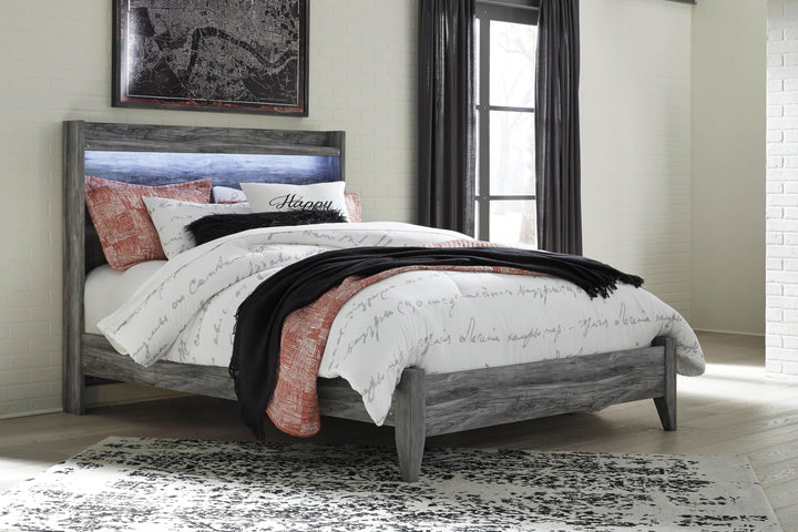 Baystorm Queen Panel Bed and Chest (9)
