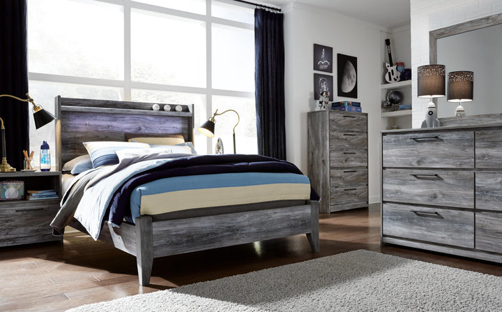 Baystorm Full Panel Bed and Chest - Gray (6)