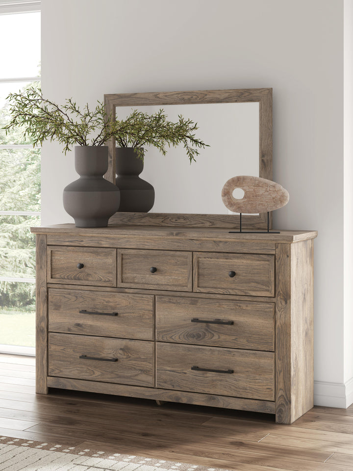 Rusticott Queen Poster Bed, Dresser and Mirror (15)