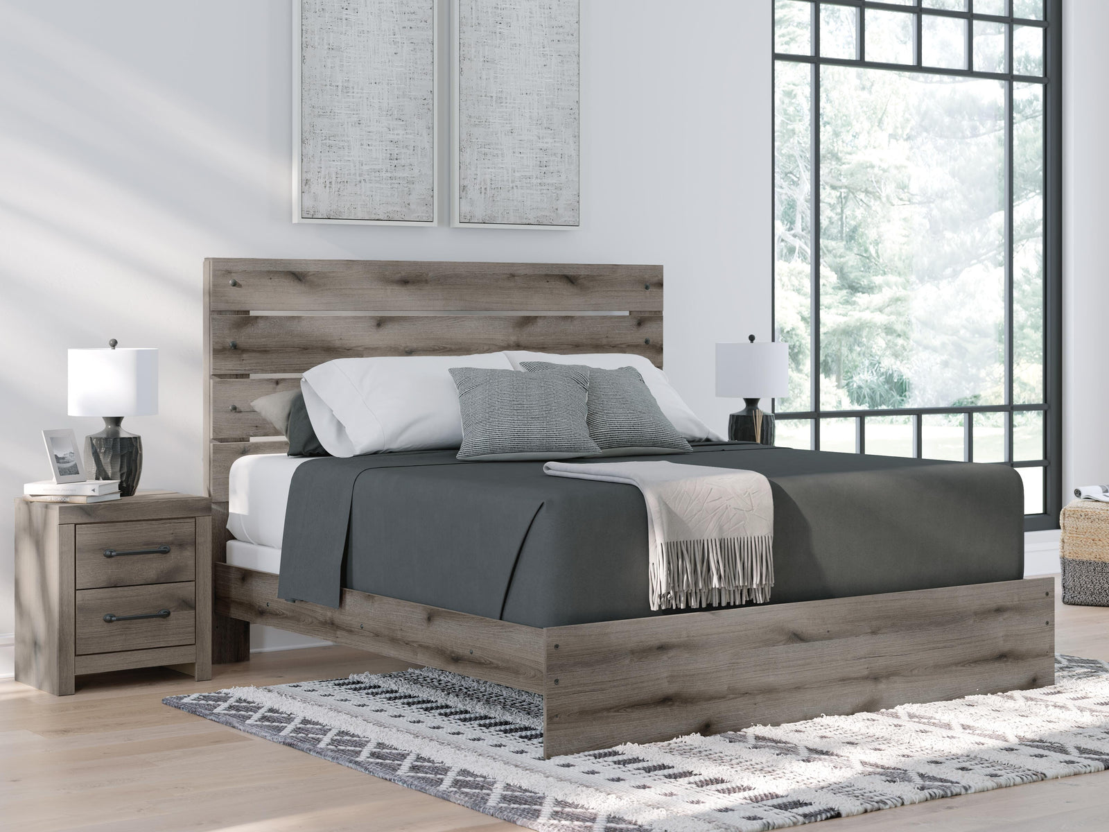 Graystorm King Panel Bed - Dark Gray (2)