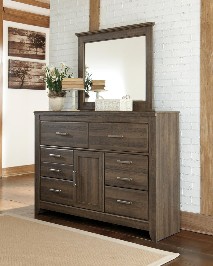 Juararo Queen Panel Bed, Dresser, Mirror and Nightstand - Dark Brown (8)