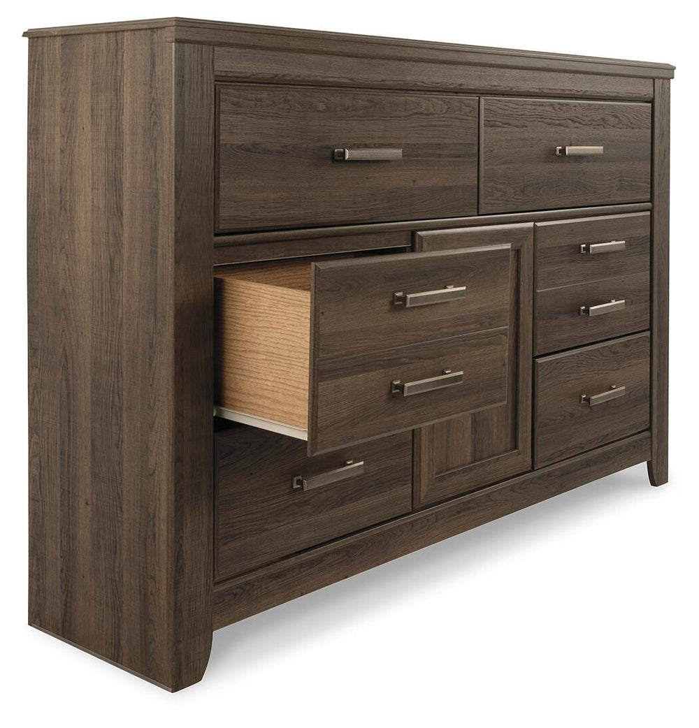 Juararo Queen Poster Bed and Dresser - Dark Brown (3)