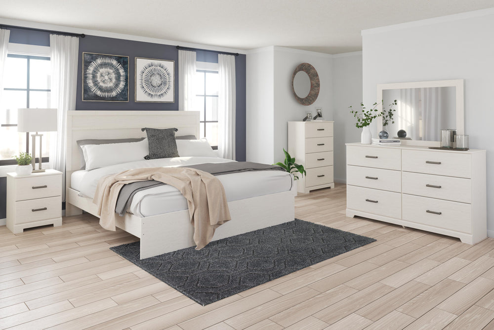 Stelsie King Panel Bed - White (7)