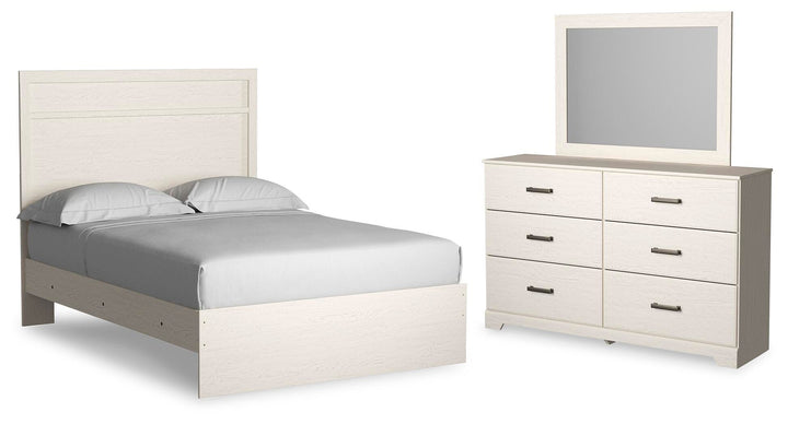 Stelsie Full Panel Bed, Dresser and Mirror - White (1)