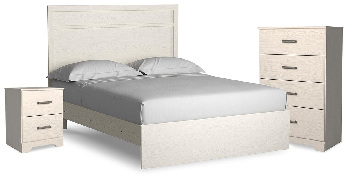 Stelsie Queen Panel Bed, Chest and Nightstand - White (1)