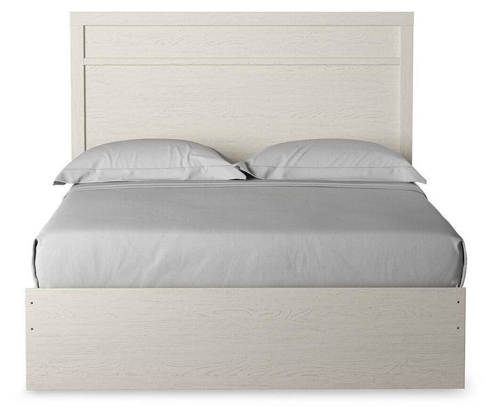 Stelsie Queen Panel Bed, Chest and Nightstand - White (6)