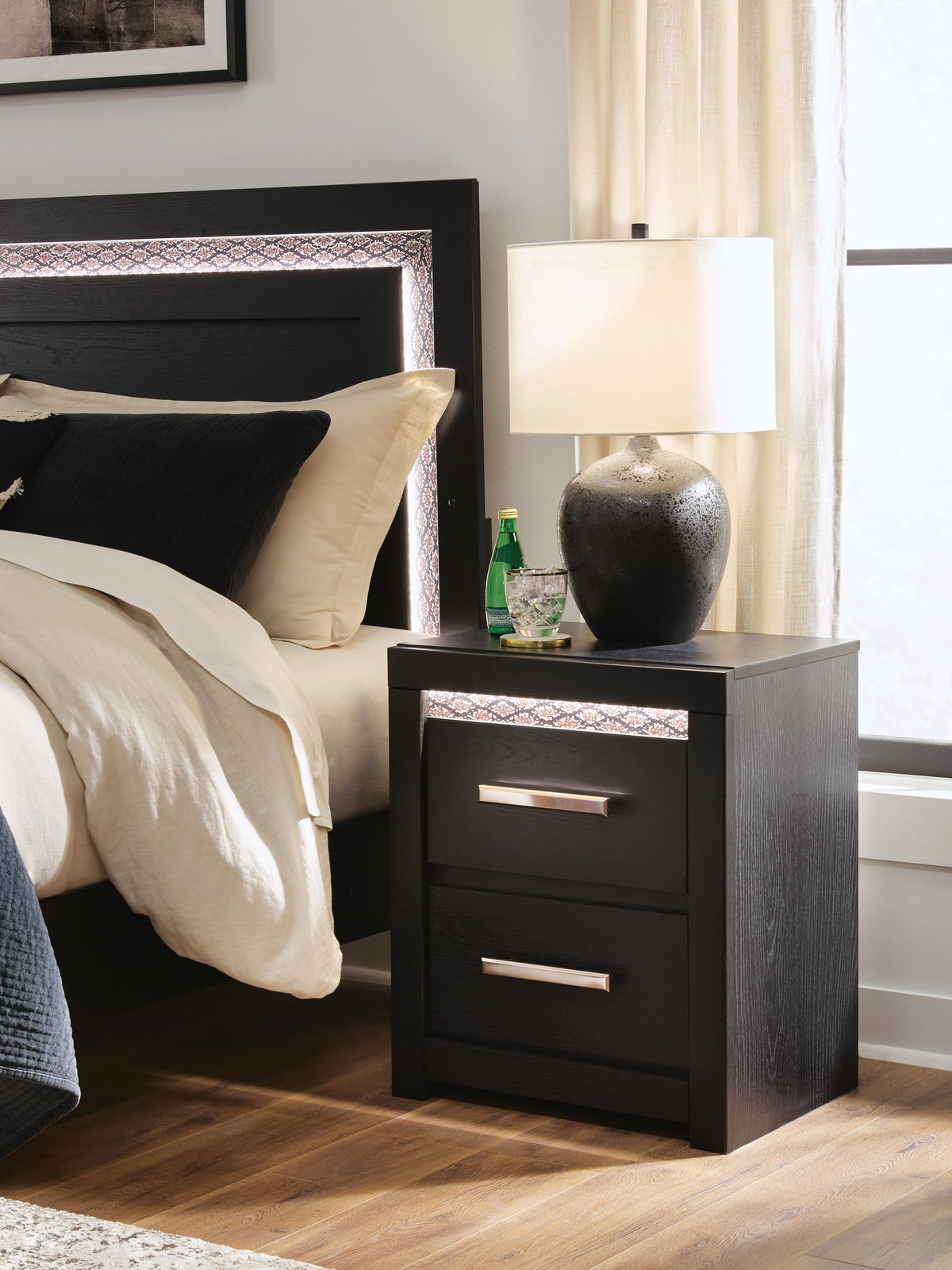 Brizmore Nightstand - Black (2)