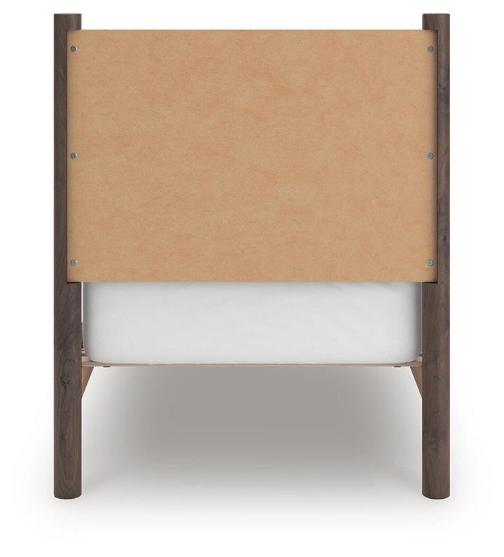 Pamytta Twin Panel Platform Bed, Dresser and Mirror (12)