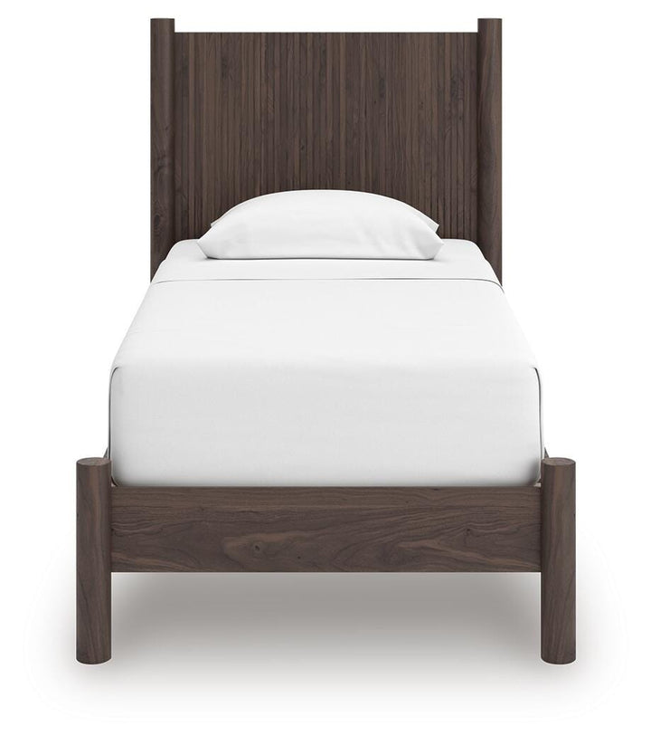 Pamytta Twin Panel Platform Bed, Dresser and Mirror (9)