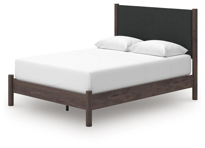 Pamytta Queen Upholstered Platform Bed, Dresser and Mirror (14)