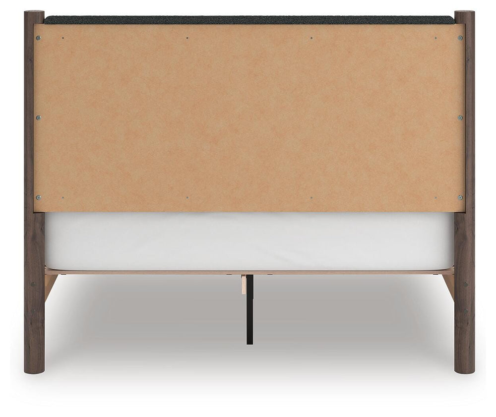 Pamytta Queen Upholstered Platform Bed, Dresser and Mirror (12)