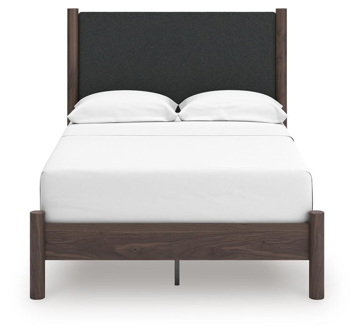 Pamytta Full Upholstered Platform Bed, Dresser and Mirror (9)