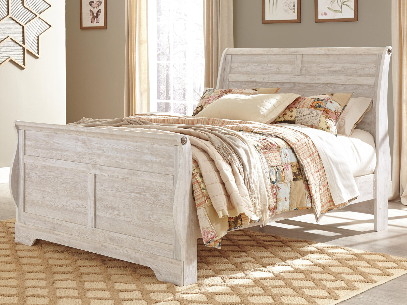 Willowton King Sleigh Bed - Beige (2)