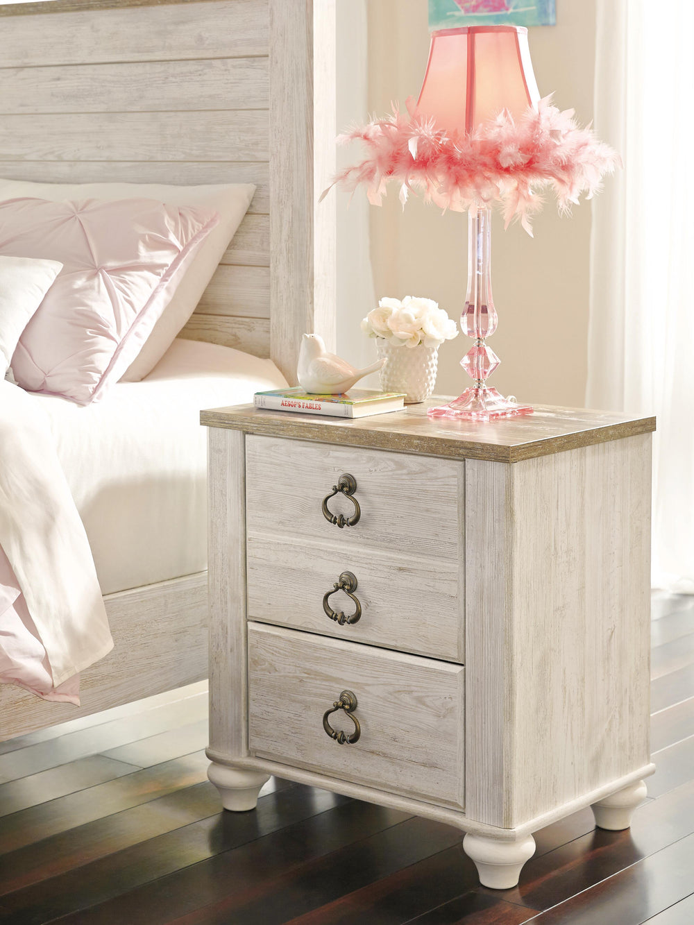 Willowton Nightstand - Beige (3)