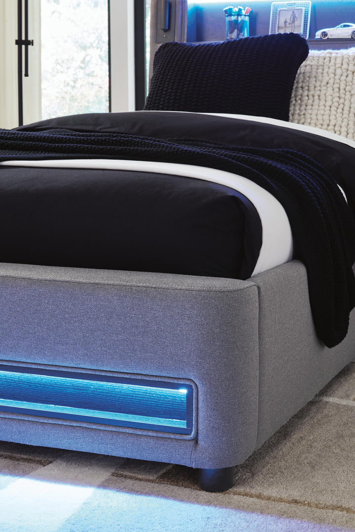 Verishaw Twin Upholstered Bed - Gray (16)