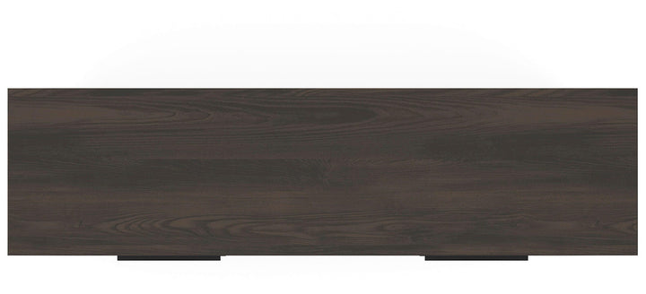 Shaehartin King Panel Bed, Dresser, Mirror and Nightstand