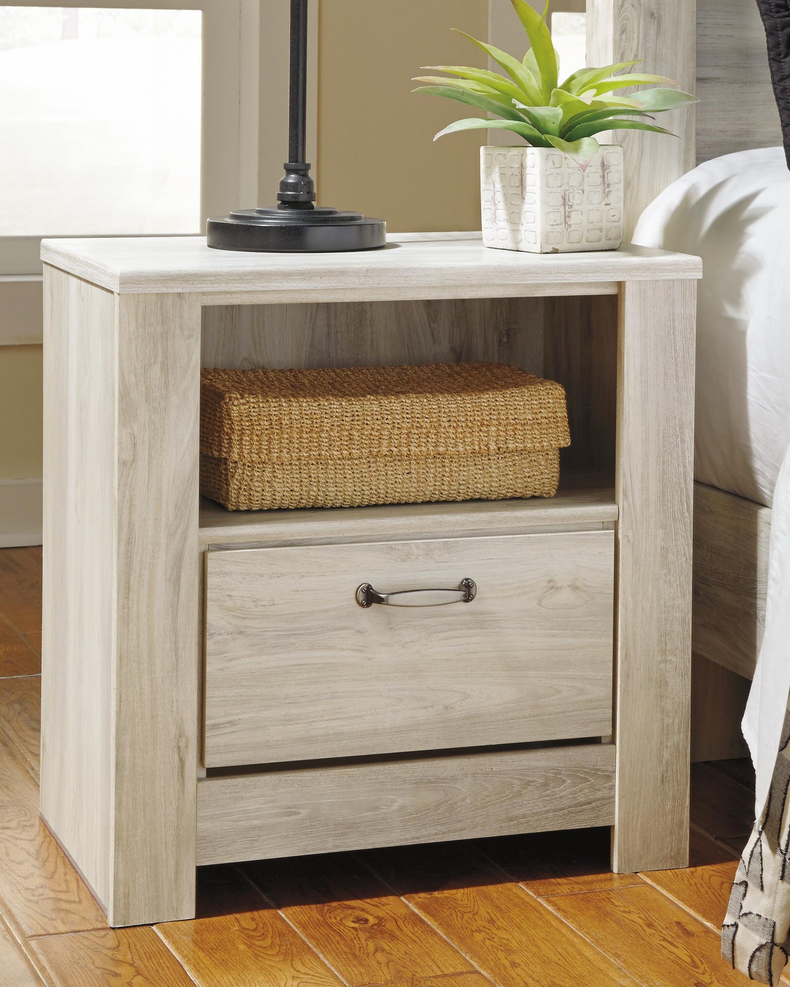 Bellaby Nightstand - Beige (2)