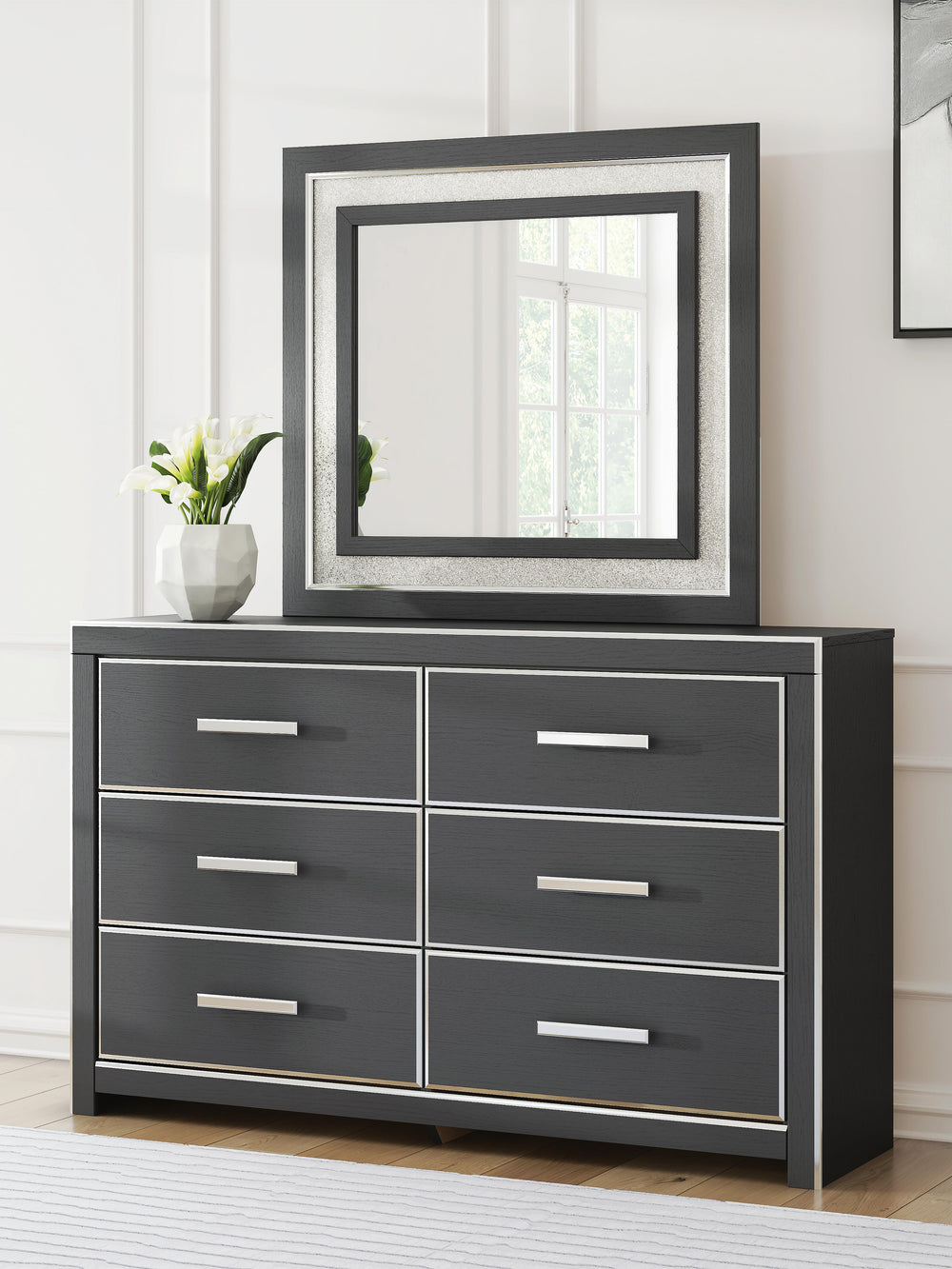 Zuraleus King Storage Bed, Dresser, Mirror, Chest and Nightstand (33)