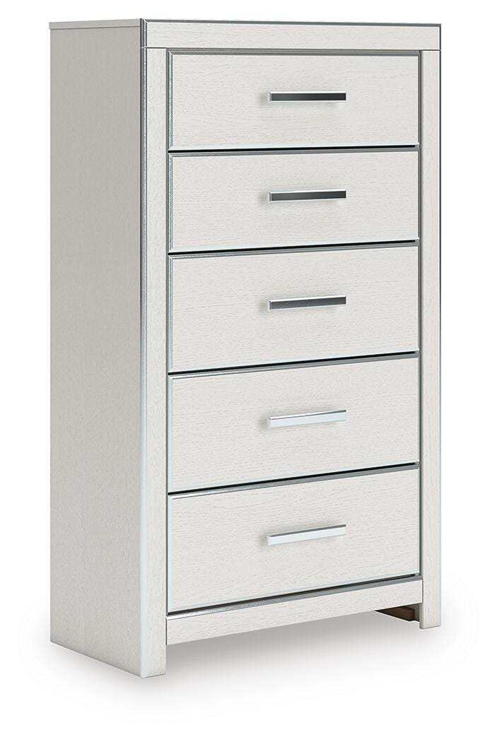 Zuraleus Chest of Drawers - White (1)